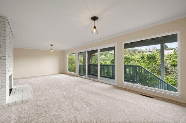 Building Photo - 960 Hayne Rd