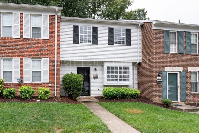 Building Photo - 1617 Congressional Ct
