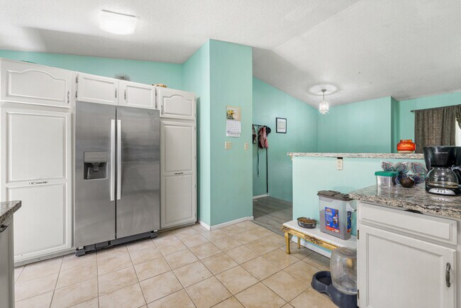 Building Photo - 2380 Middleton Ct