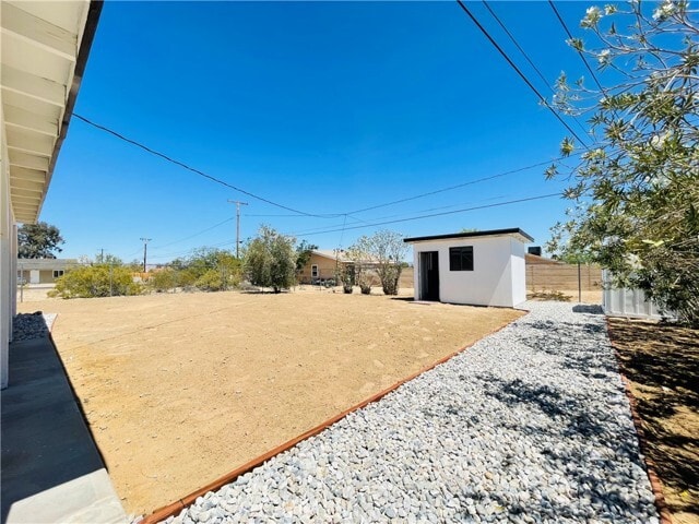 Building Photo - 5619 Daisy Ave