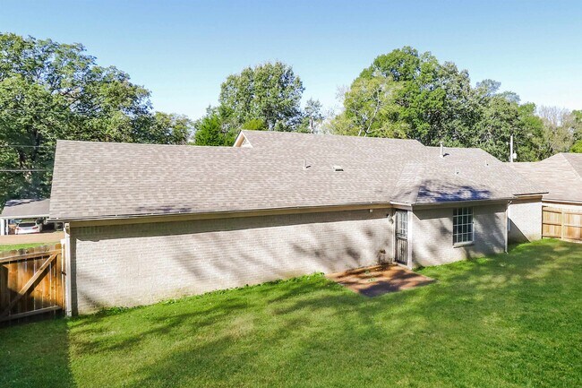 Building Photo - 4350 Cedar Hills Rd