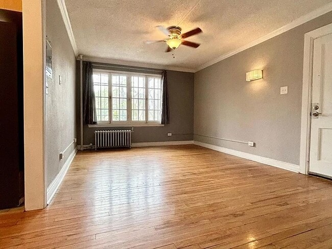 Building Photo - $500 Off Move-In! Beautiful 2-Bed, 2-Bath ...
