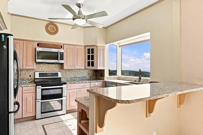 Building Photo - 680 Ridgeside Dr