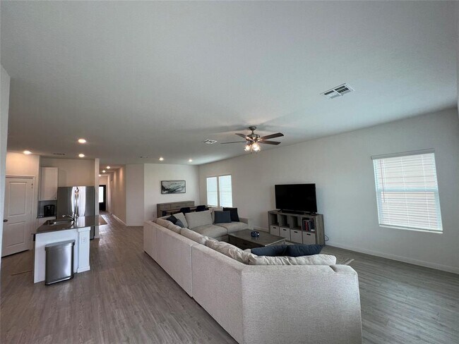 Building Photo - 9138 Honey Mesquite
