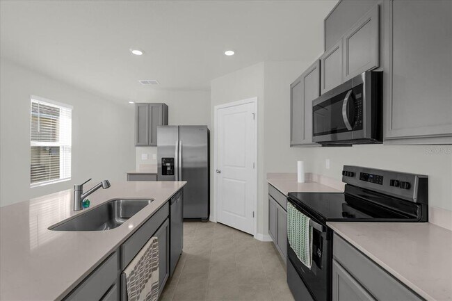 Building Photo - 4932 Kaia Ave