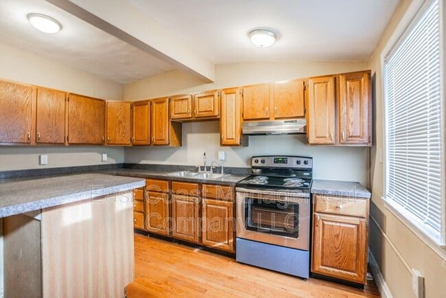 Building Photo - 4809 Arabia Ave