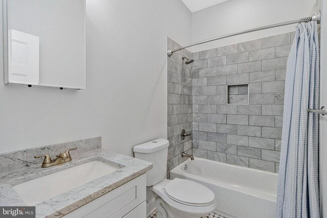 Building Photo - 1620 Massachusetts Ave SE