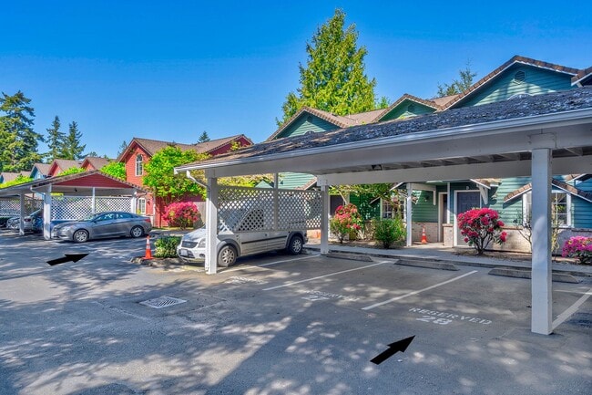 Building Photo - Two Bedroom Townhouse in Edmonds