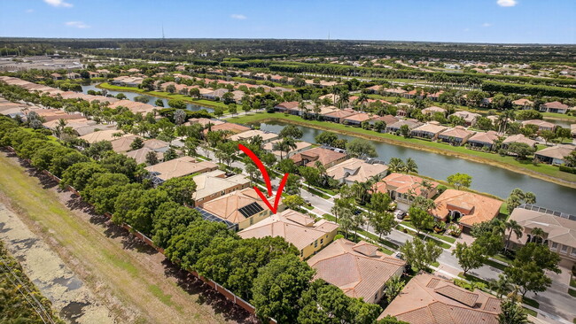 Building Photo - 8873 Via Brilliante