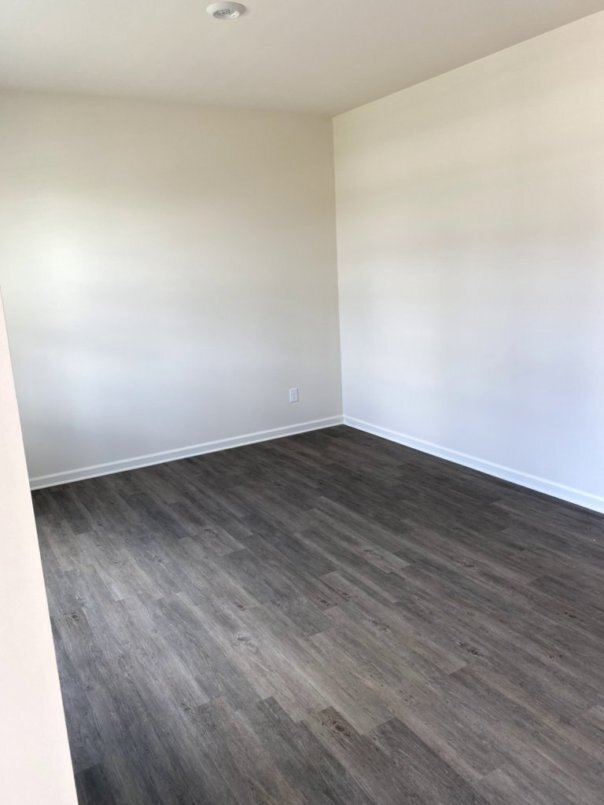 Building Photo - 5420 BARBERRY AVENUE