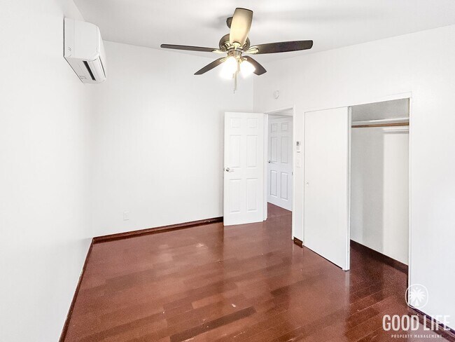 Building Photo - Beautiful 3B/2BA W/ Attached Garage and Up...