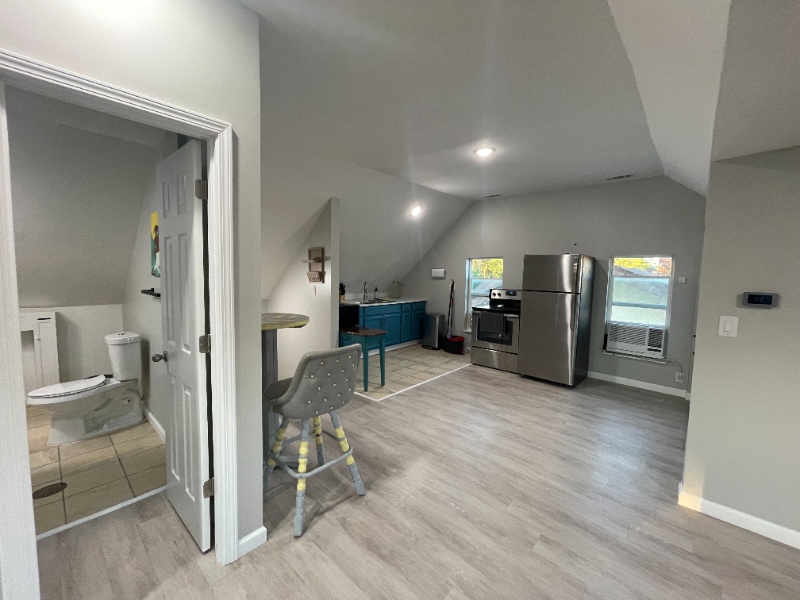 Building Photo - 4522 E Washington St