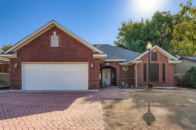 Primary Photo - 10901 Parkfield Dr