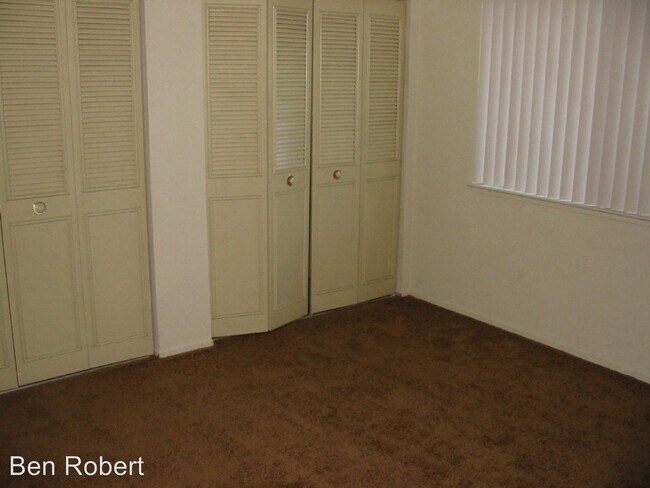 Building Photo - 285 Richfield Dr