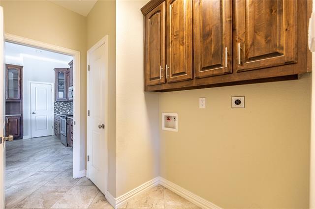 Building Photo - 5500 Ledgestone Dr