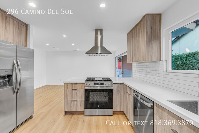 Building Photo - 296 Camino del Sol