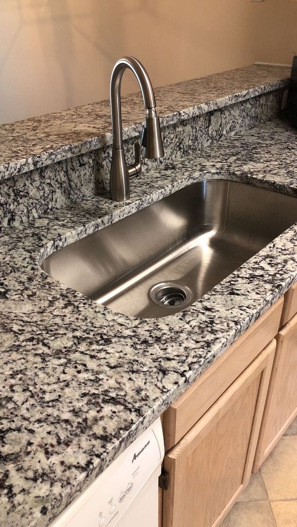 Building Photo - BIG REDUCTION!  River Oaks 28E - SPECIAL - 2nd month 1/2 half off rent