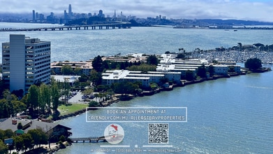 Building Photo - Views Views!!! Large 1 bdrm / 1 Bth with s...