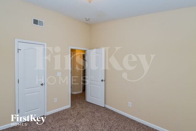 Building Photo - 5088 Windsor Forrest Ln
