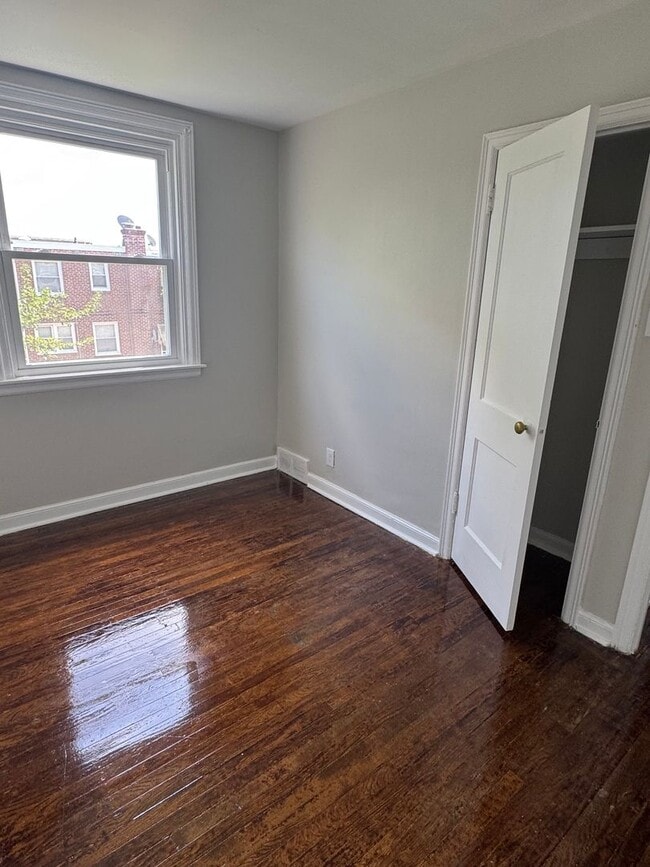 Building Photo - 2-Bedroom Home with Spacious Yard in Junia...
