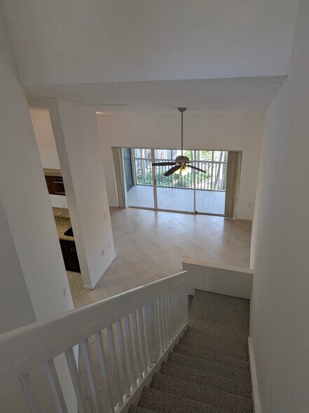 Building Photo - 18203 Glenmoor Dr