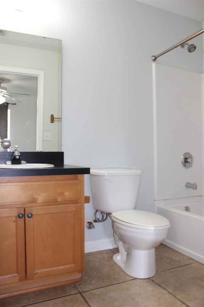 Building Photo - 1417 Pullen Rd