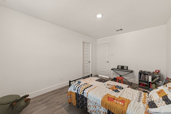 Building Photo - 3415 Dursley Landing Ct