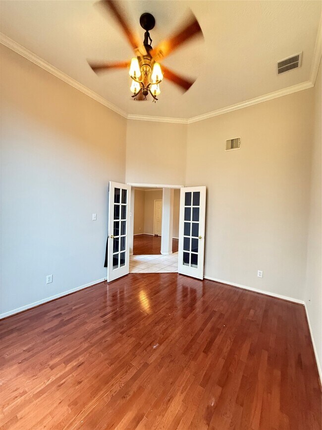 Building Photo - 5126 Winterwood Dr