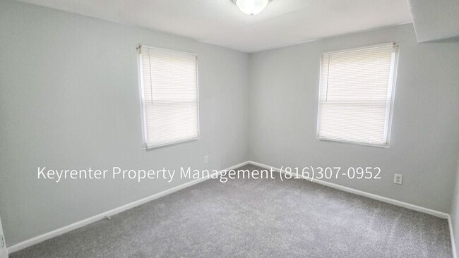 Building Photo - 1010 S Osage St