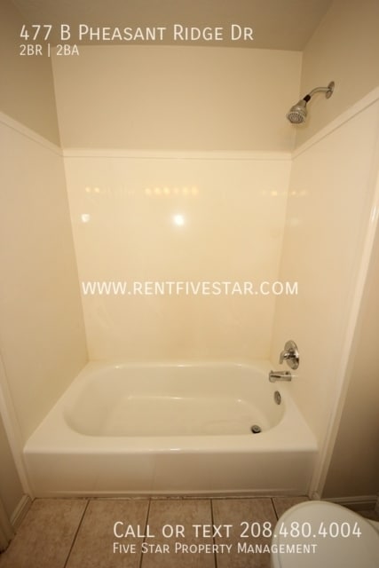 Building Photo - 477 B Pheasant Ridge Dr