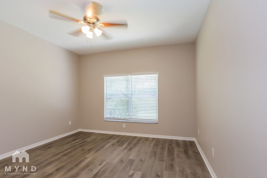 Building Photo - 713 Parsons Pointe St