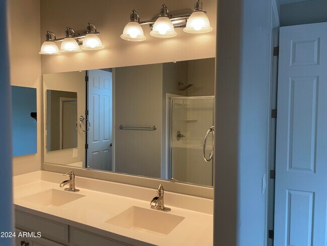 Building Photo - 16607 W Mescal St