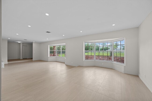 Building Photo - 10719 Tamis Trail