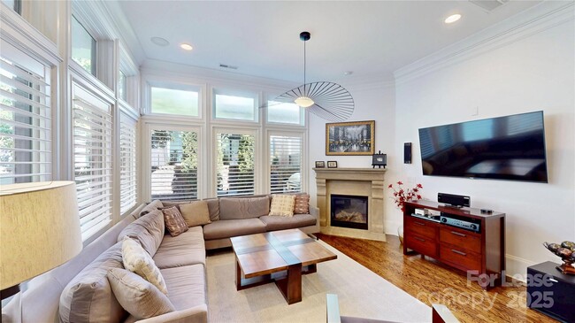 Building Photo - 4307 Calvet Ct