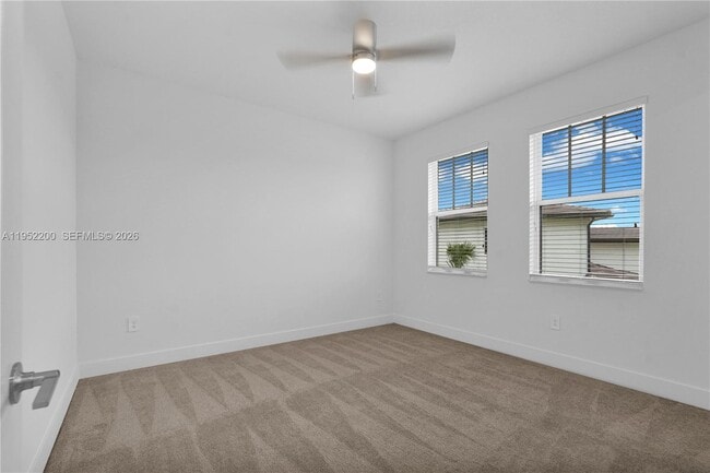 Building Photo - 4422 SW 122nd Ter