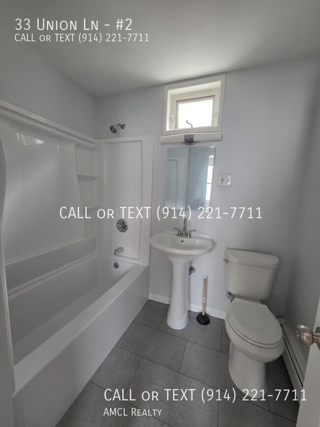 Building Photo - 33 Union Ln