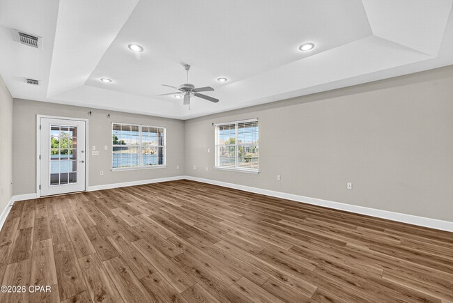 Building Photo - 114 Lakeridge Dr