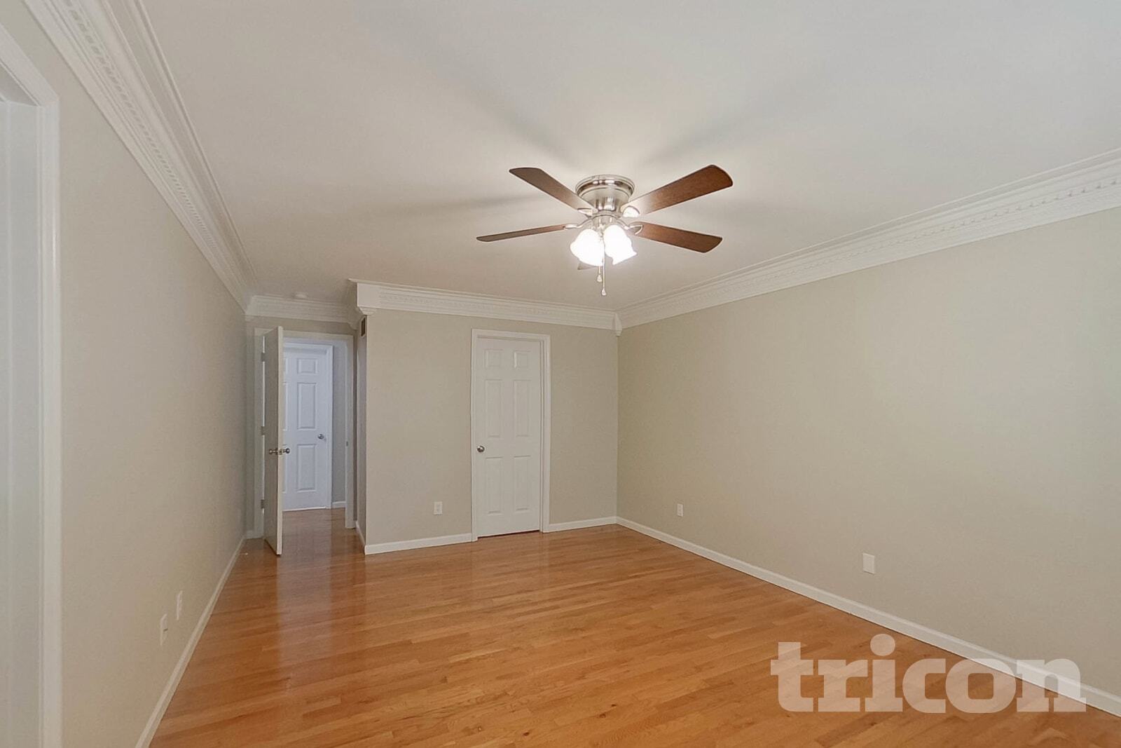 Building Photo - 935 Squirrels Nest Ct