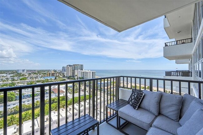 Primary Photo - 531 N Ocean Blvd