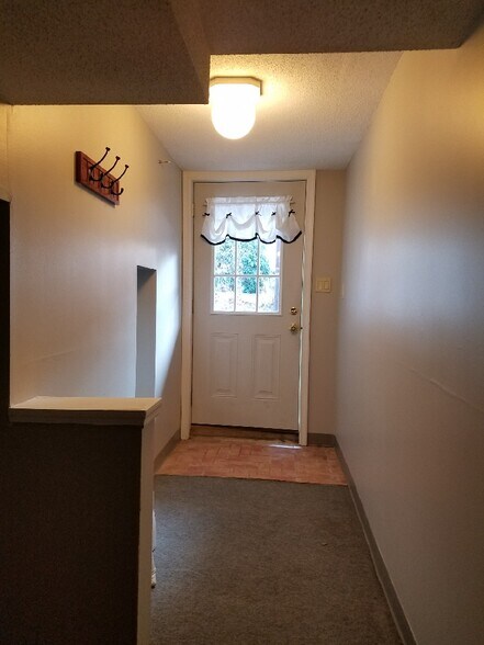 Entrance - 1717 Monroe Ave