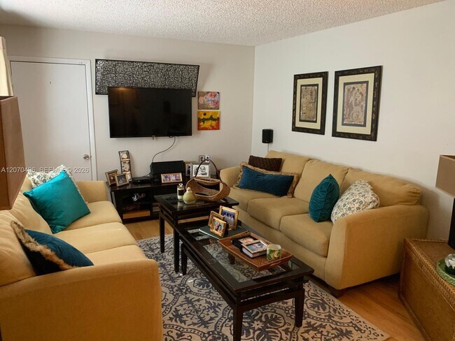 Building Photo - 3340 Torremolinos Ave