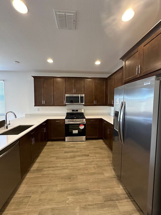 Building Photo - Nextgen home in Phoenix