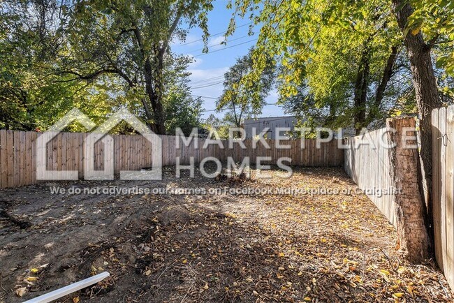 Building Photo - 15033 Hartwell St