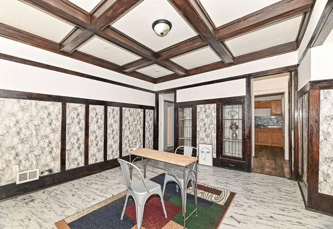Building Photo - 3240 W Juneau Ave