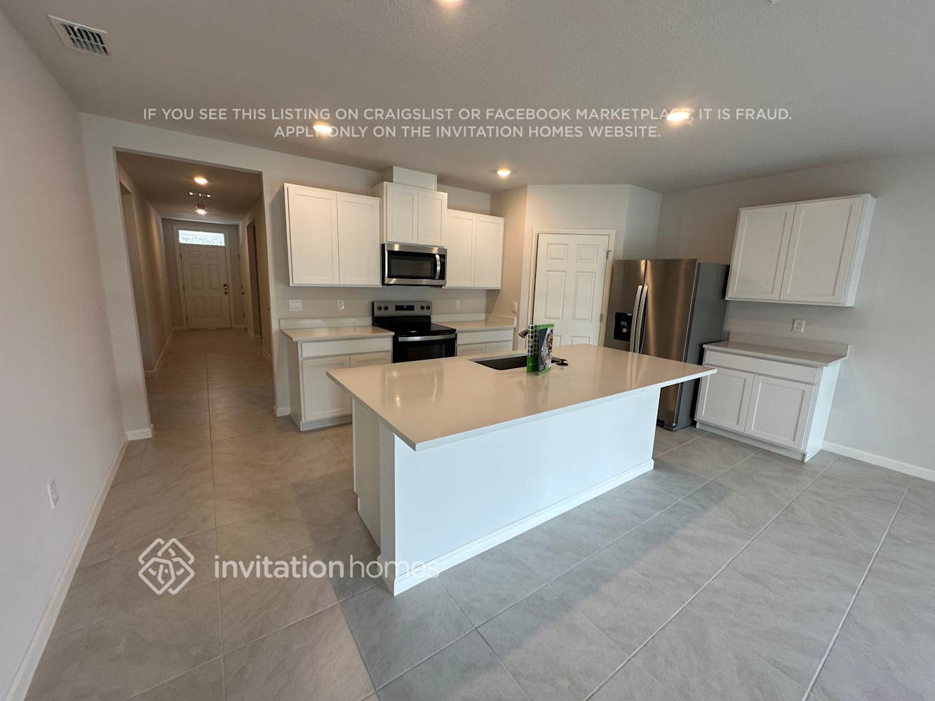 Building Photo - 1601 Wyoming Dr SE