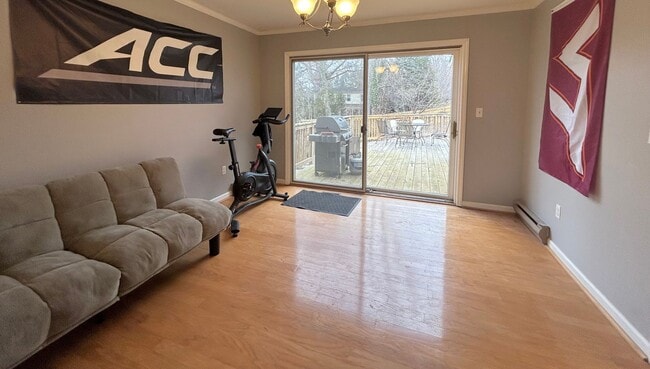 Building Photo - Spacious Home in Blacksburg VA.