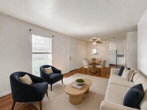Building Photo - 4537 Dakota St