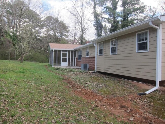 Building Photo - 2443 Swanson Ct NE