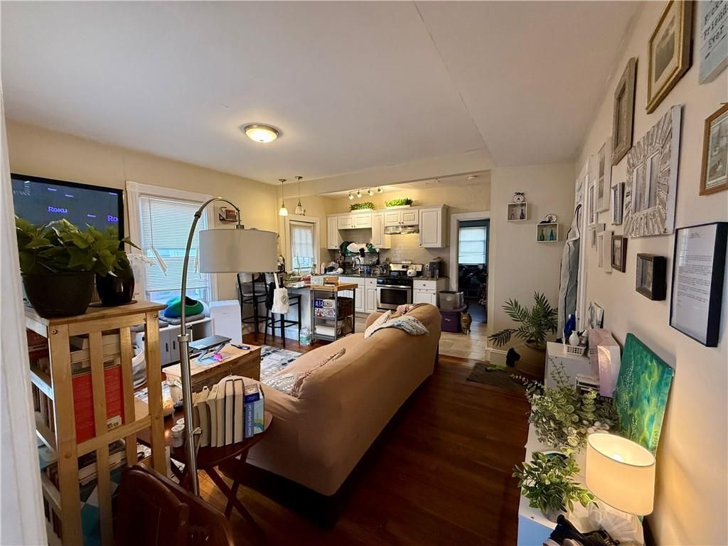 Building Photo - 157 Smith St