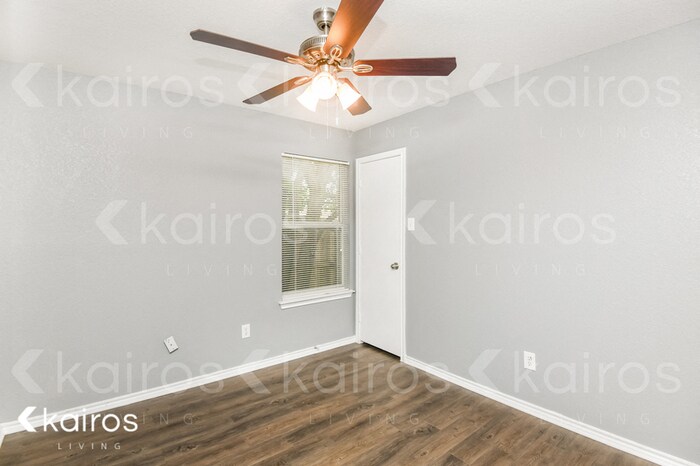 Building Photo - 3031 Casa Bella Dr
